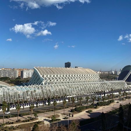 Travel Habitat L'Umbracle Apartment บาเลนเซีย ภายนอก รูปภาพ