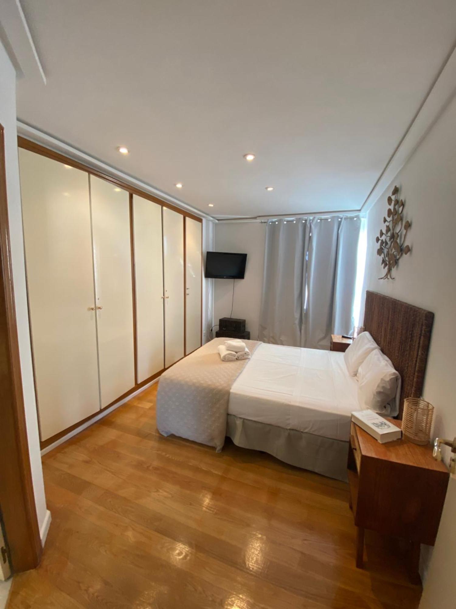 Travel Habitat L'Umbracle Apartment บาเลนเซีย ภายนอก รูปภาพ