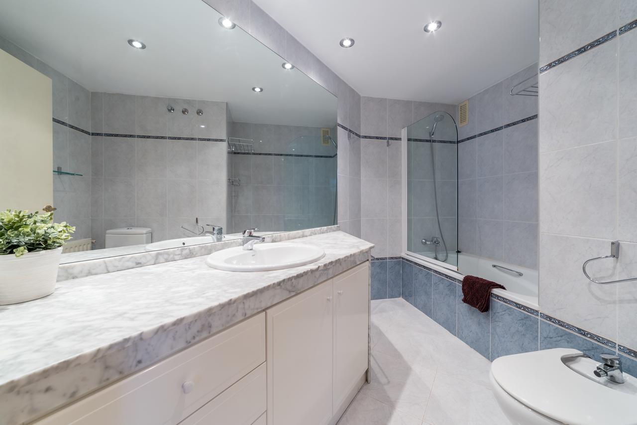 Travel Habitat L'Umbracle Apartment บาเลนเซีย ภายนอก รูปภาพ